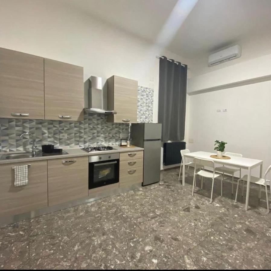 נאפולי Maison Silvia מראה חיצוני תמונה